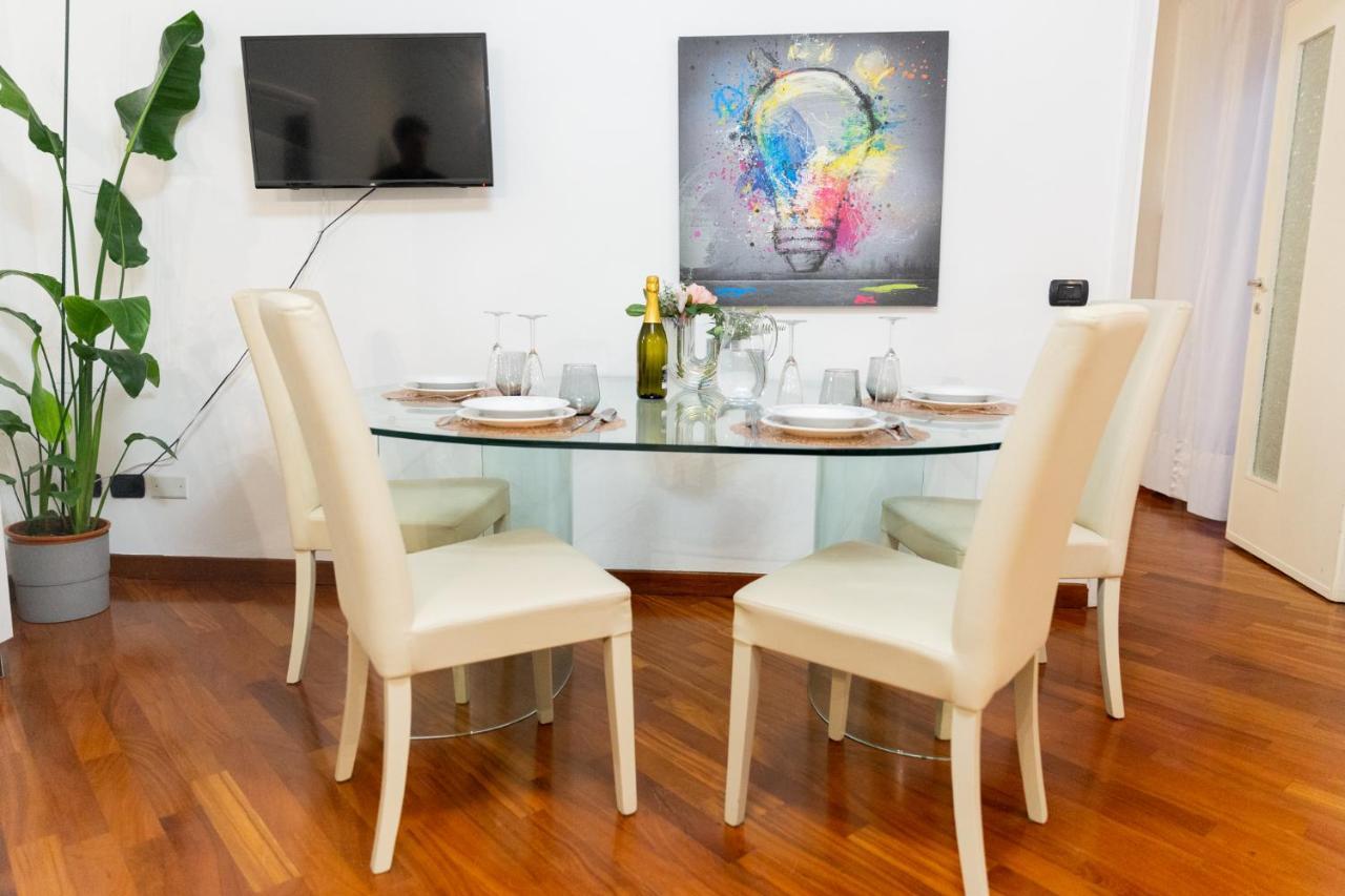 Sweet House Corso Genova Apartment Milan Luaran gambar